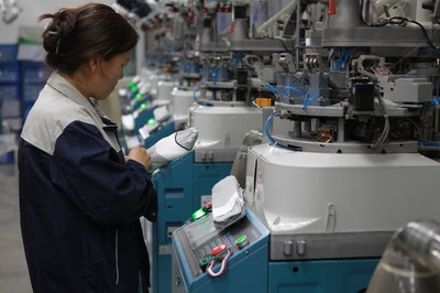 遼源新景 5G數字化織襪實驗工廠盡顯科技范，技術服務重塑產業未來